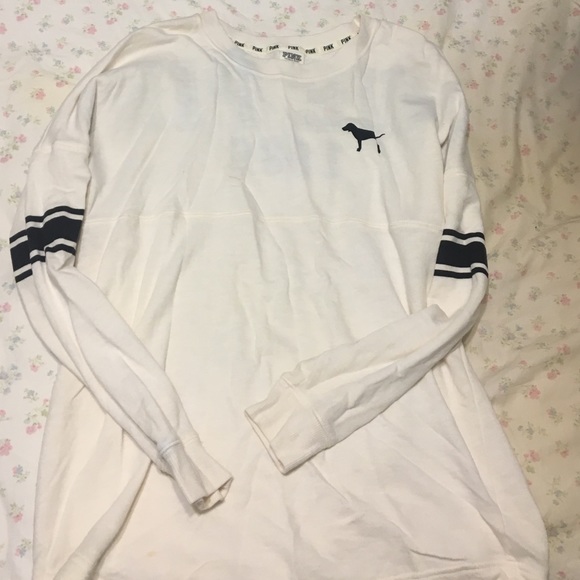 Victoria's Secret crew white and black