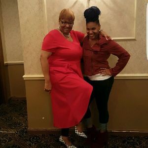 Meet your Posher, Joni