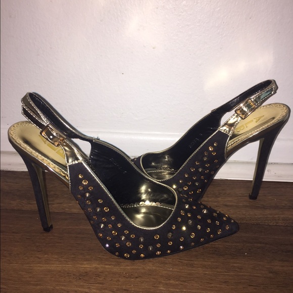 SALE!💥STUNNING SLING BACK HEELS - Picture 3 of 4
