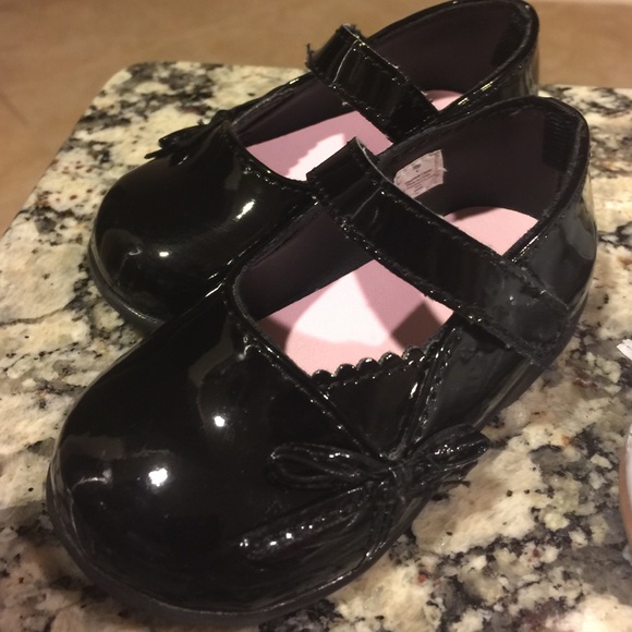 Size 4 toddler girls shoes BUNDLE - Picture 2 of 3