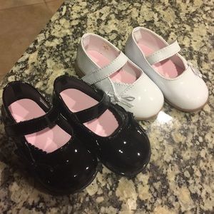 Size 4 toddler girls shoes BUNDLE