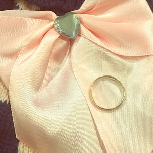 10K yellow gold size 6 band