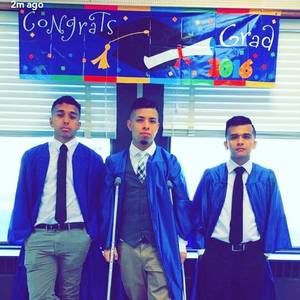 Meet your Posher, Santos