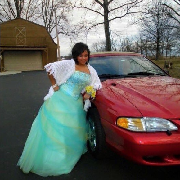 Prom/homecoming dress