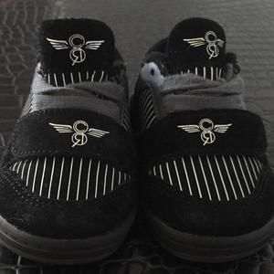 Creative Recreation  size 4