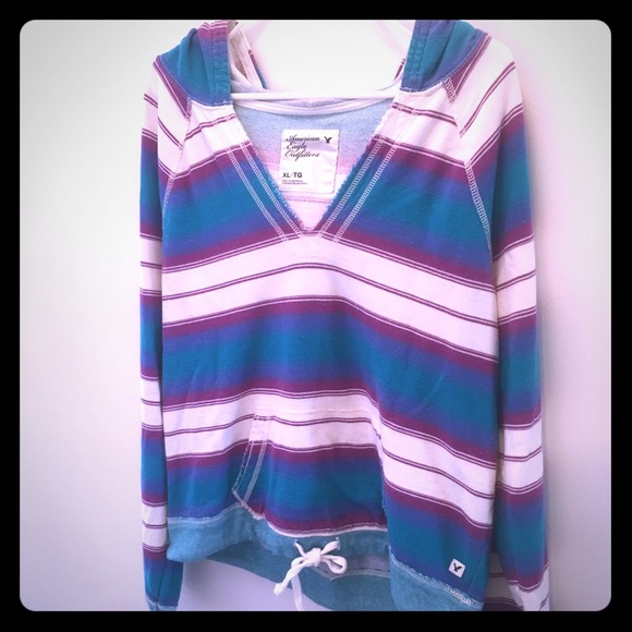 American Eagle sweatshirt