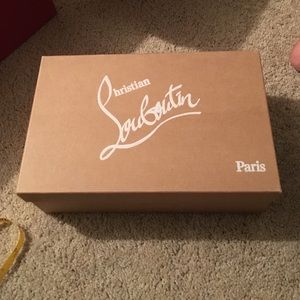 Christian louboutin shoe box