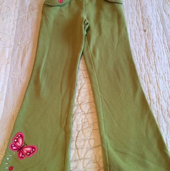 3 Piece Gymboree Outfit - Picture 3 of 4