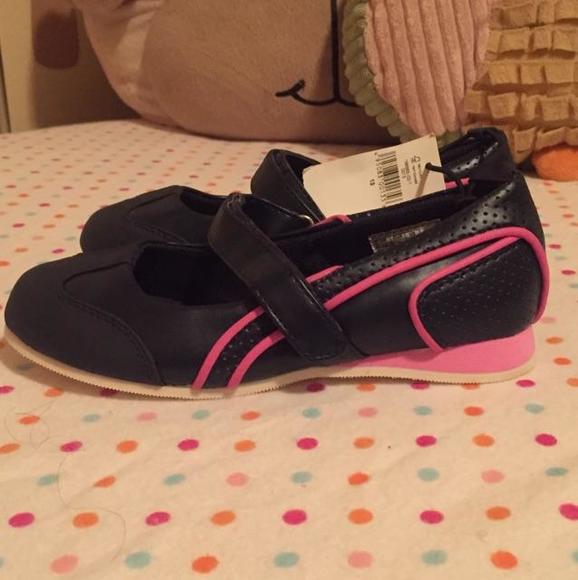 Gap Navy Uniform Shoes 13 - Picture 3 of 3