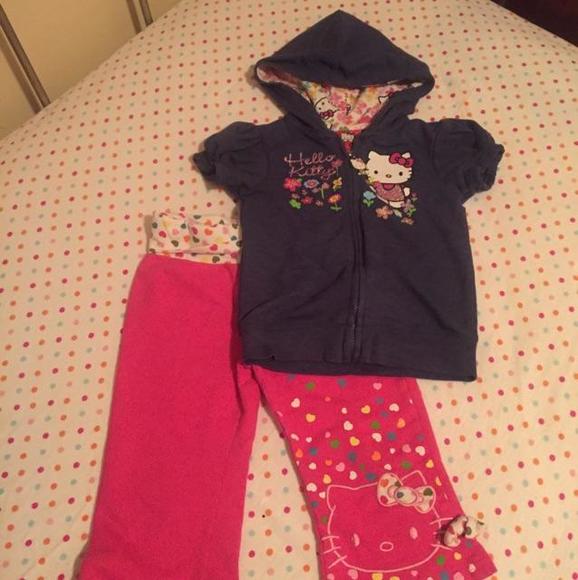 Hello Kitty Outfit - Picture 1 of 4