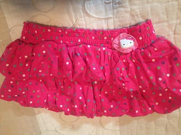Hello Kitty 2t Outfit - Picture 2 of 4