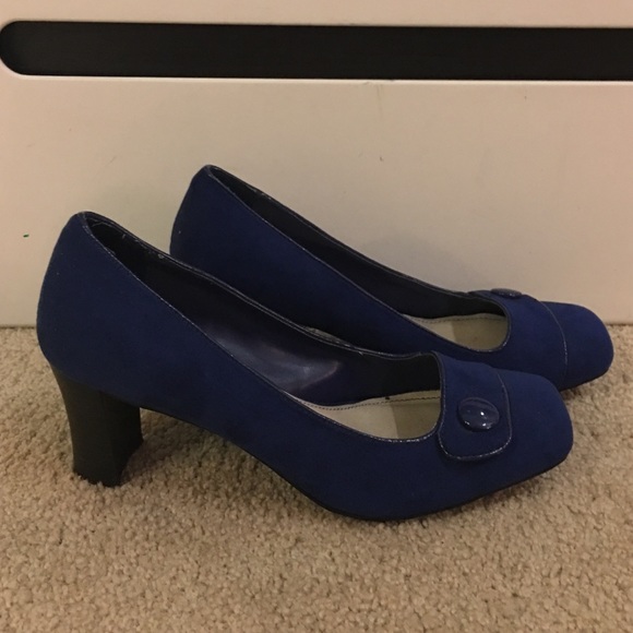 Craft & Barrow Royal Blue Heels