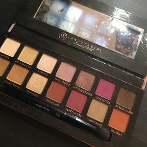 Modern renaissance palette