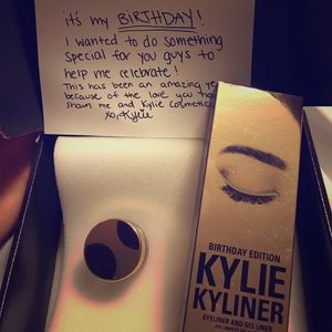 Limited edition Kyshadow and Kyliner