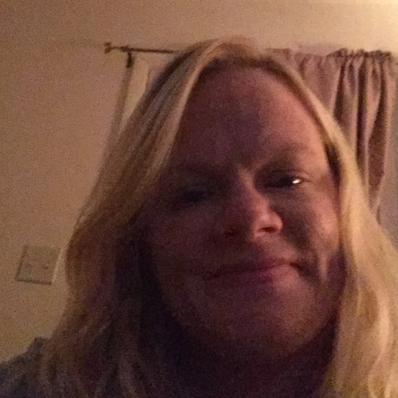 Meet your Posher, Samantha - Picture 1 of 1