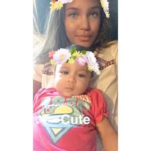 Meet your Posher, Desiree