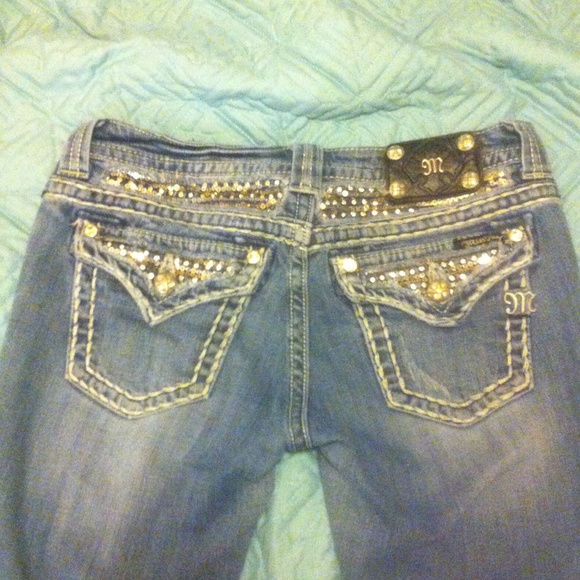 Easy boot cut miss me jeans!