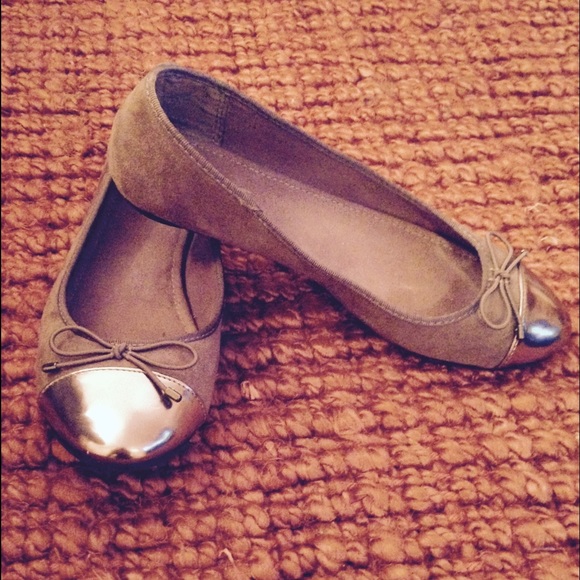 Loft Shoes - Picture 2 of 4