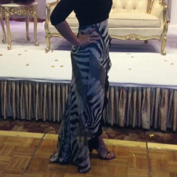 Cache evening dress - Picture 1 of 3