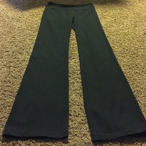 Under armour bootcut yoga pants