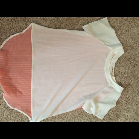 Hi-low cream shirt