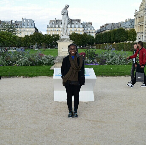 Feel free to bundle up!-MYP - Picture 2 of 4