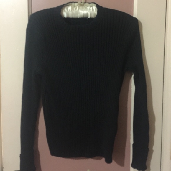 Black ribbed long sleeve sweater
