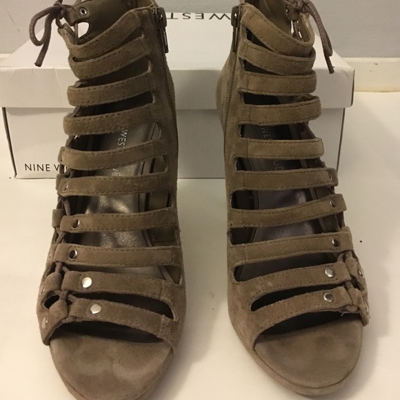Nine West booties - Picture 2 of 3