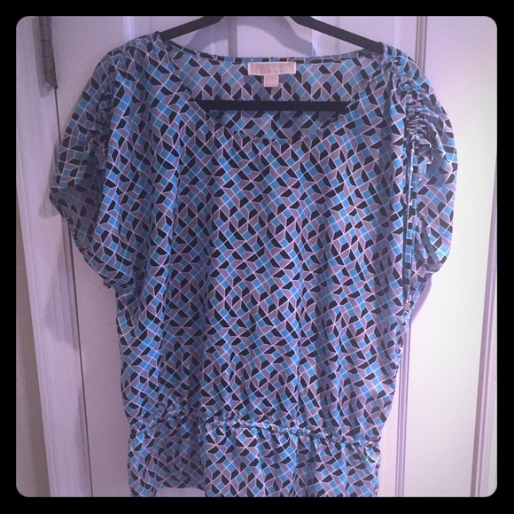 Adorable Michael Kors women's top