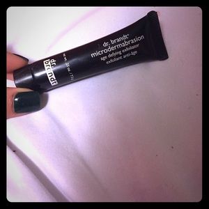 dr. brandt microdermabrasion exfoliator
