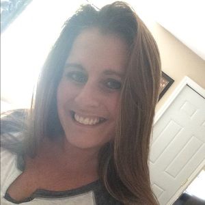 Meet your Posher, Aprell