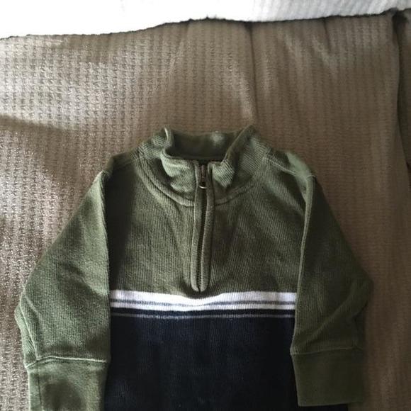 Old navy sweater