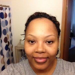 Meet your Posher, Lashay