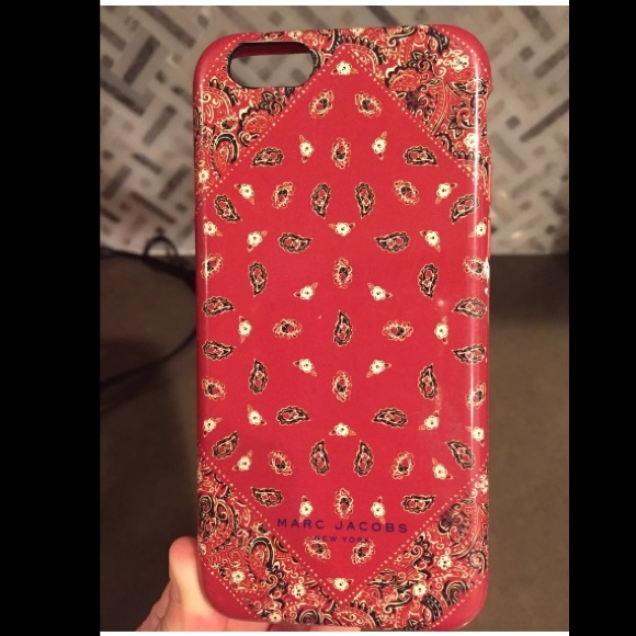 Gorgeous red floral design marc jacobs iPhone 6/6s