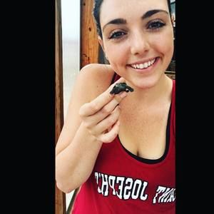 Meet your Posher, Marissa