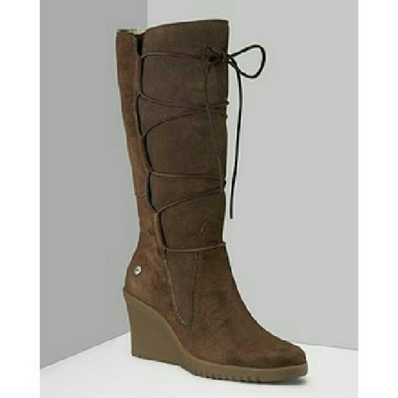 SOLD! UGG Australia Elsey Lace-Up Wedge - Picture 2 of 5