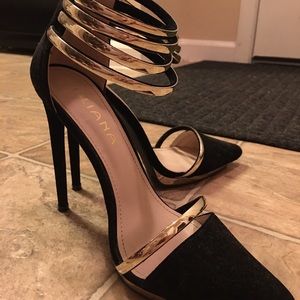 Princess Liliana black heels