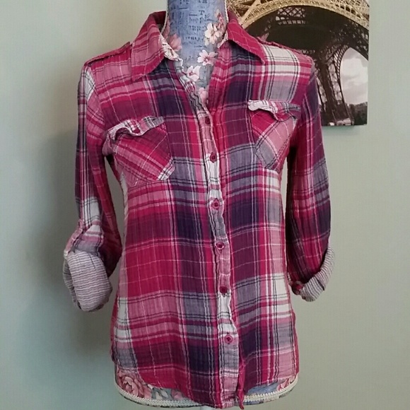 🎉HP🎉 HOST PICK Coupe pink & purple top sz S - Picture 2 of 4