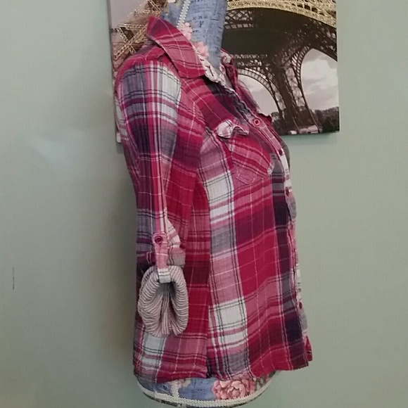 🎉HP🎉 HOST PICK Coupe pink & purple top sz S - Picture 3 of 4