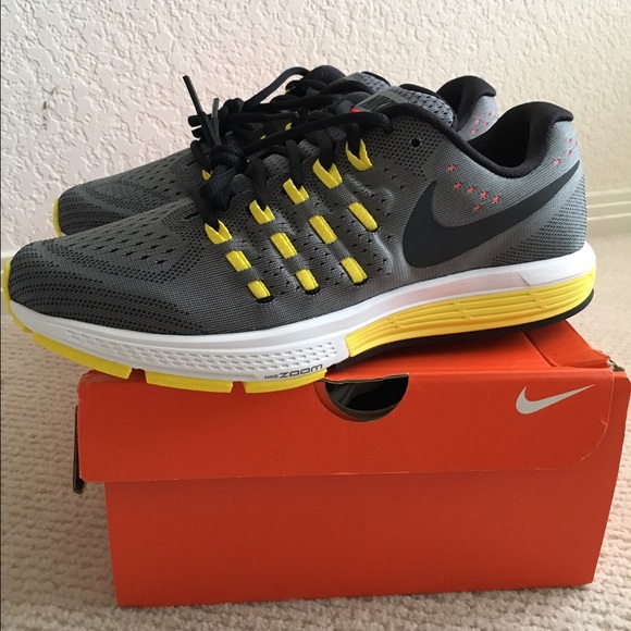 Nike Air Zoom Vomero 11