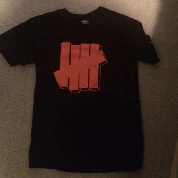 Undefeated tee