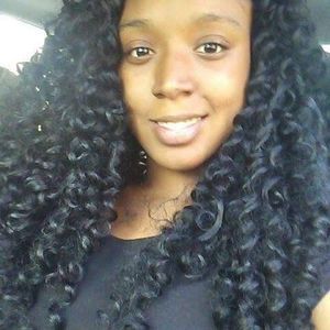 Meet your Posher, Deborah