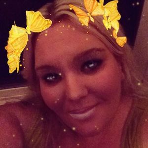 Meet your Posher, Elly