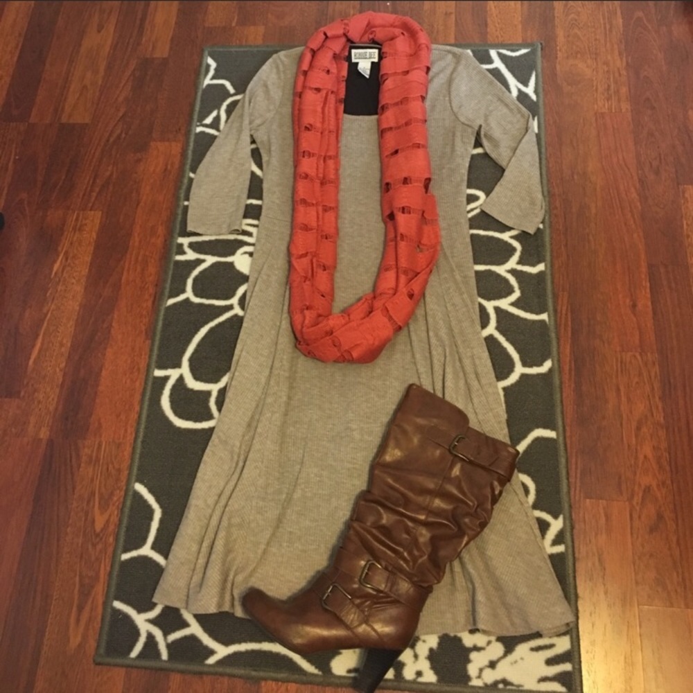 $5 - BOUTIQUE CLOSING! - Picture 2 of 2