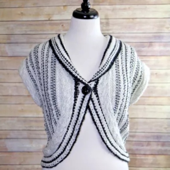 Cabi knit bolero cardigan