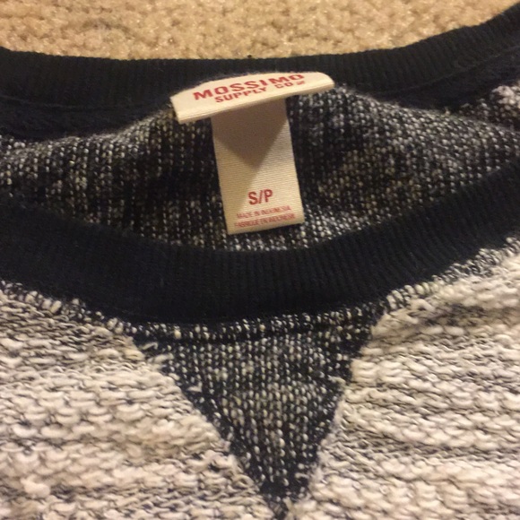 Marble Sweater - Picture 3 of 3