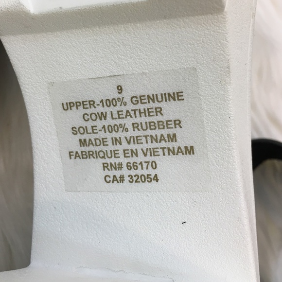 NEW Deena & Ozzy UO Black leather sandals - Picture 4 of 4