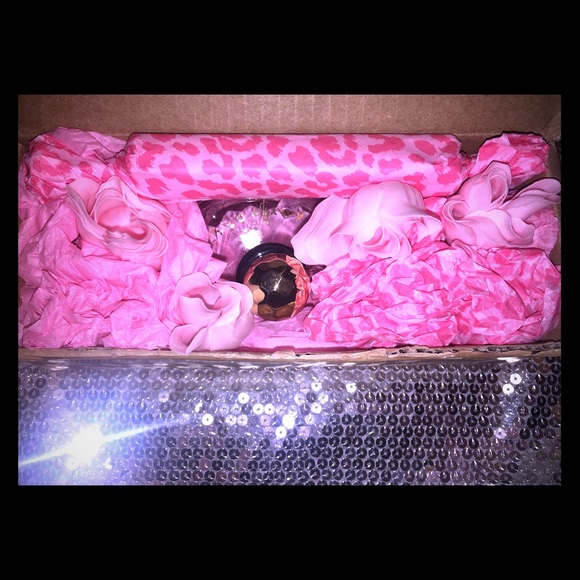 Thank you 💖 for your purchase!💕
