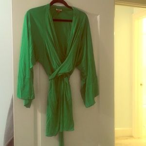 Issa London Kelly green plunge v neck dress