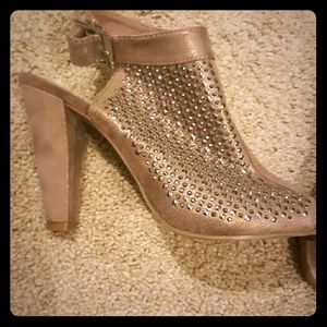 Brand new Jennifer Lopez booties